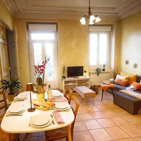 L Ambrosien, Un Nid Douillet Apartment